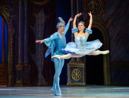 Астраханский балет вновь покоряет британцев